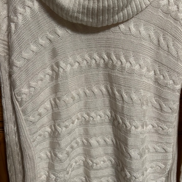 Lauren Ralph Lauren Sweater - Picture 6 of 6